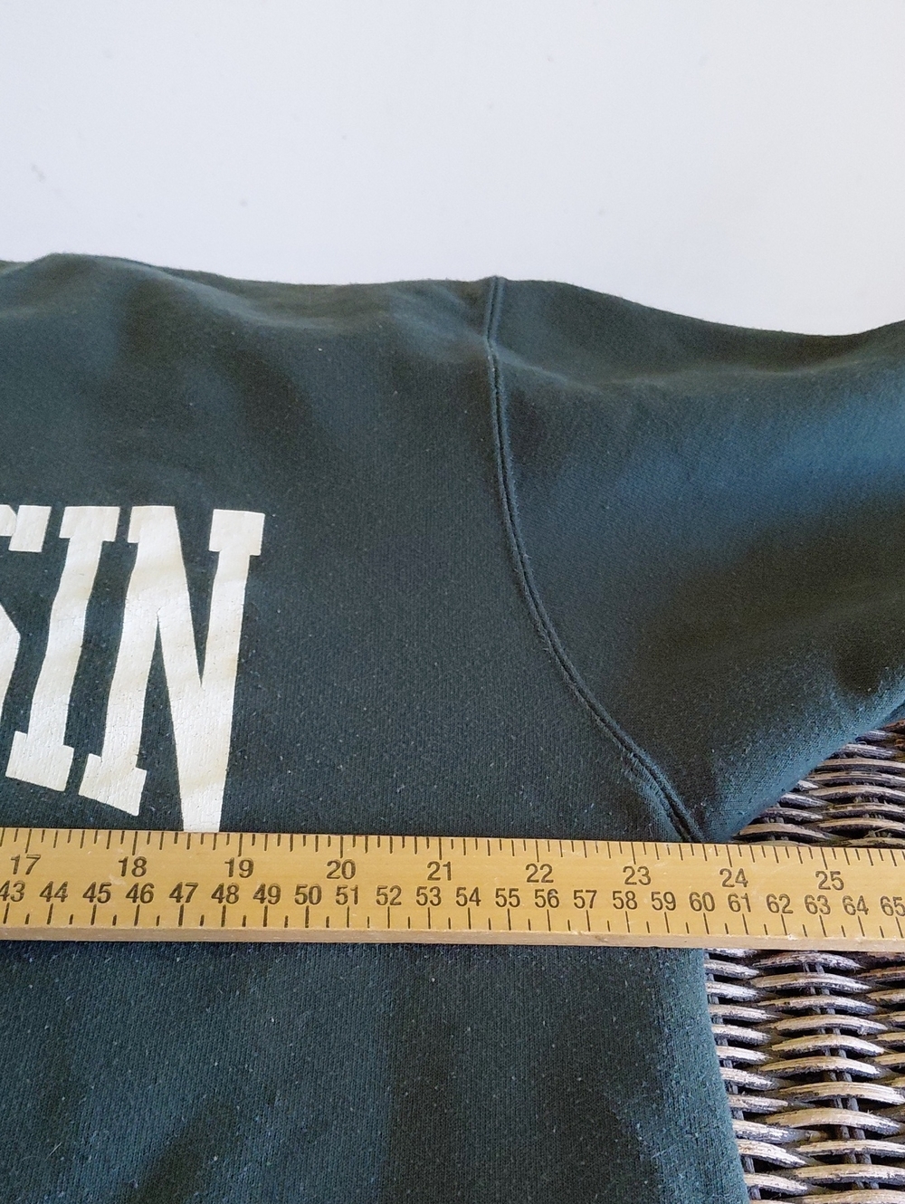 Vintage Champion 'Wisconsin' Crewneck Sweatshirt - Picture 5 of 11